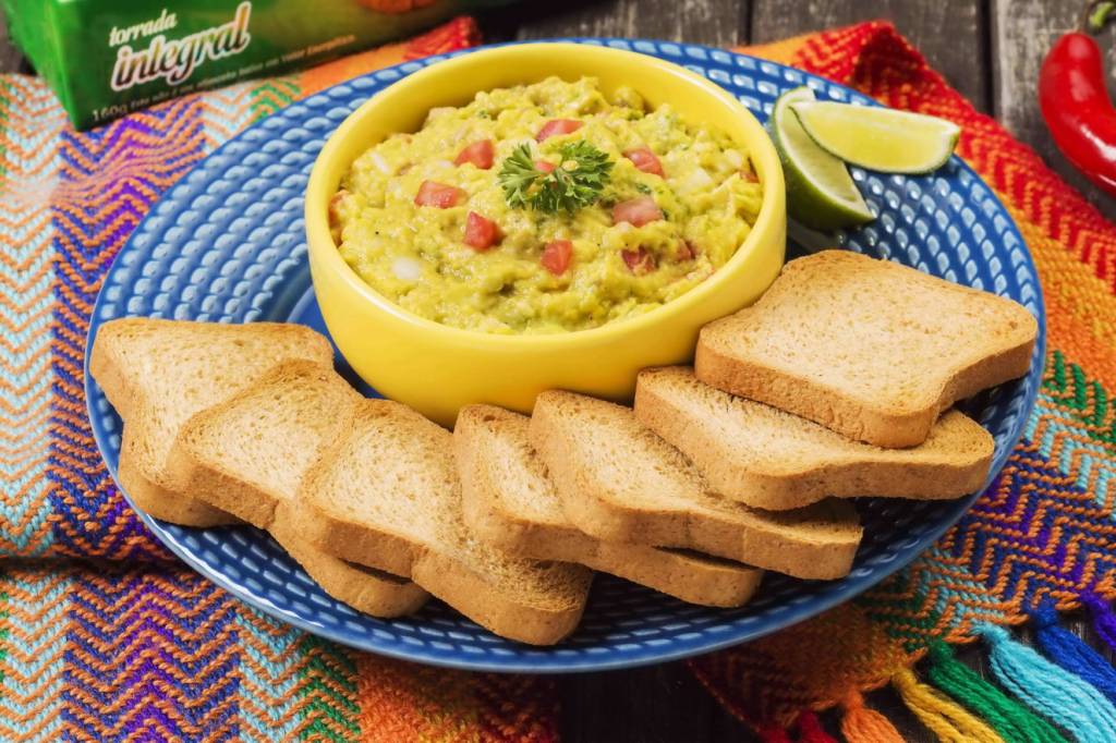 Torrada com Guacamole