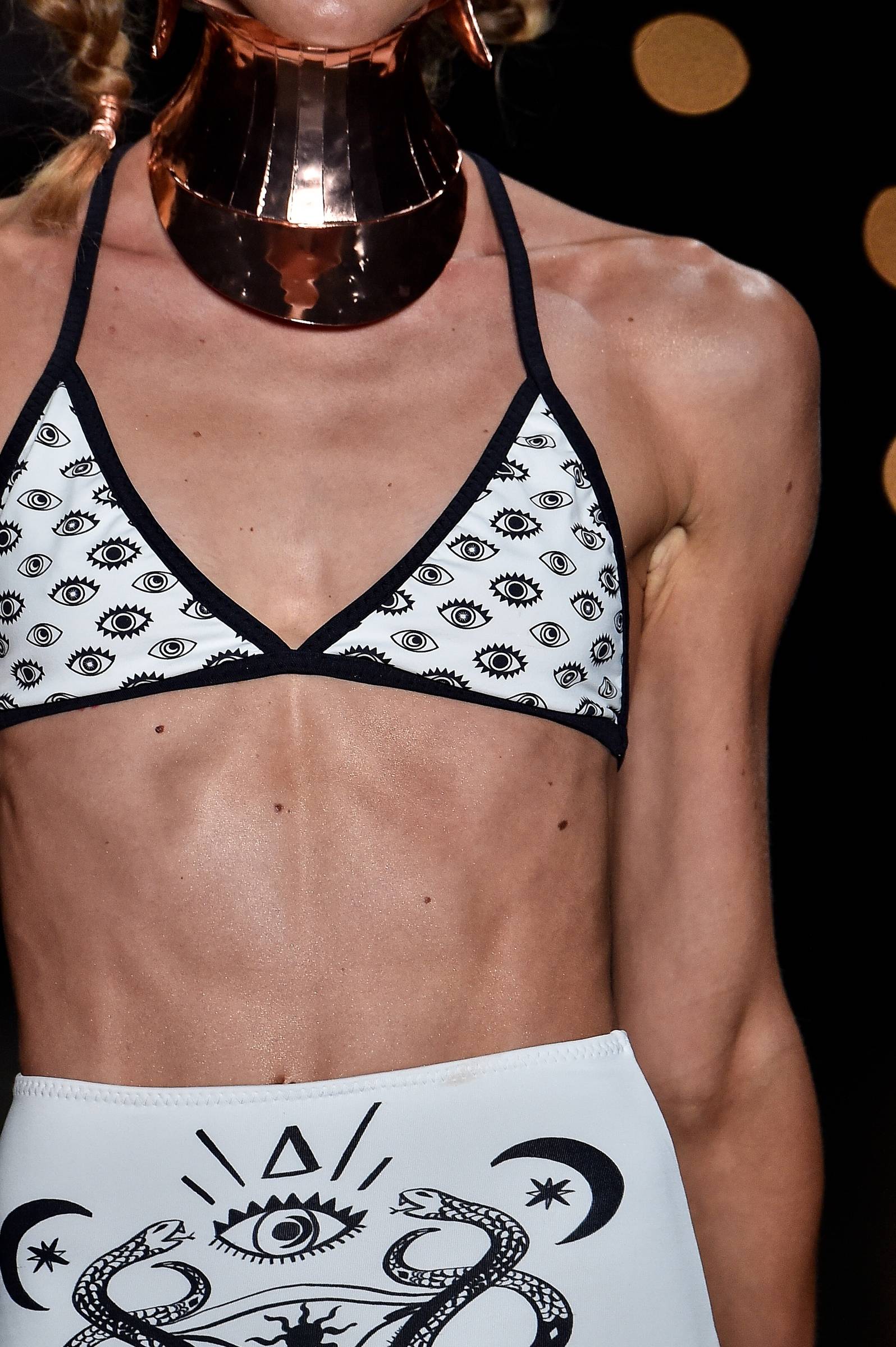 Z&eacute; Takahashi/FOTOSITE