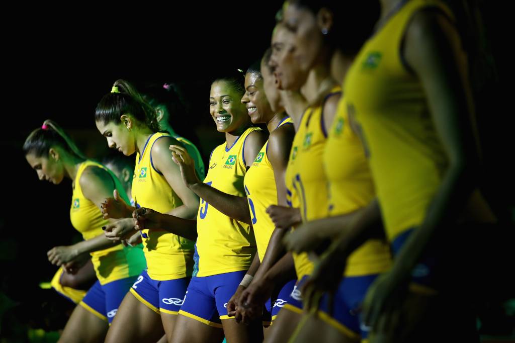 Olimpíadas: vôlei feminino passa por cima de seleção argentina por 3 sets a zero