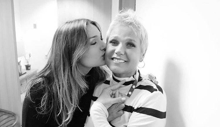 “A Sasha sempre fala para eu experimentar maconha”, diz Xuxa