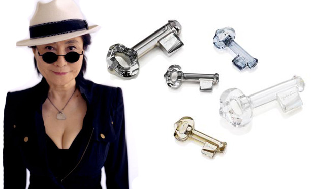 Yoko Ono cria para Swarovski Elements