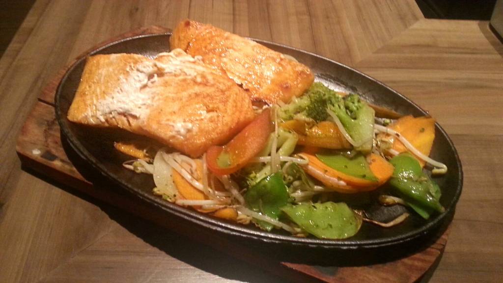 Teppan de Salmão
