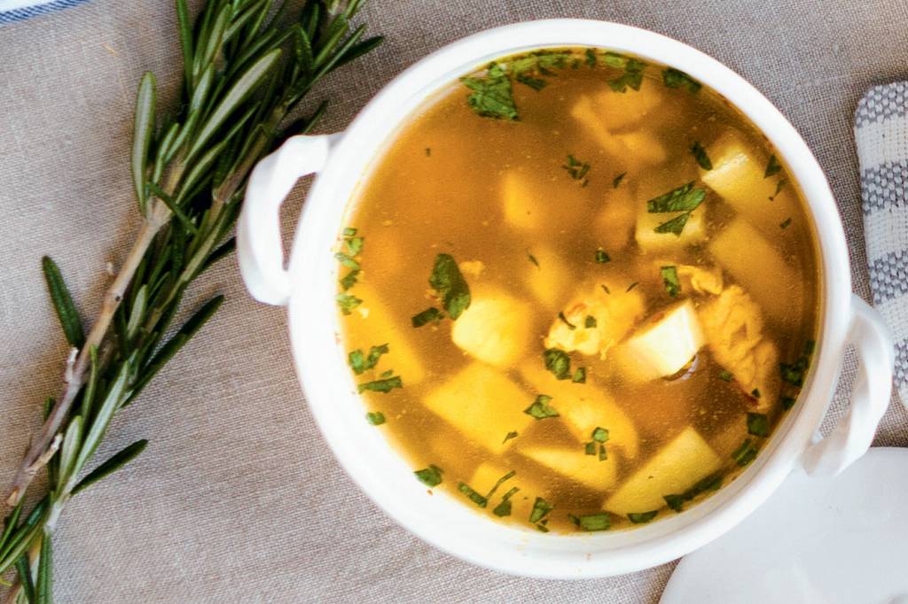 caldo-de-legumes-com-frango-e-inhame Caldo de legumes com frango e inhame