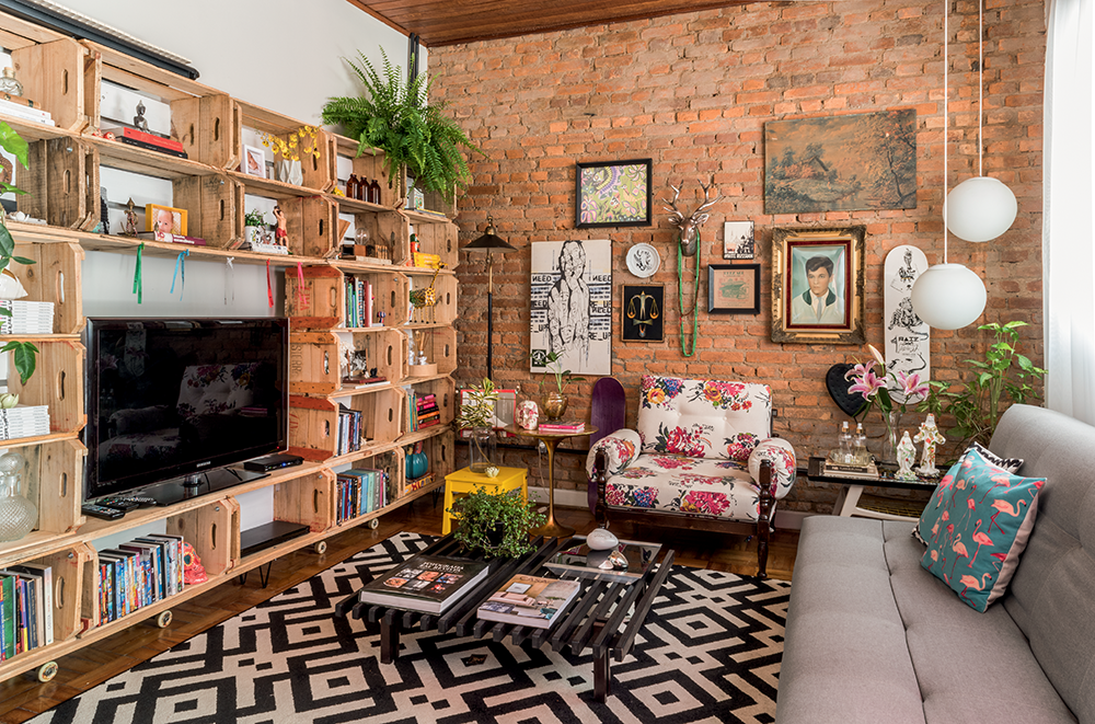 DIY: 14 sugestões de móveis feitos com páletes e caixotes