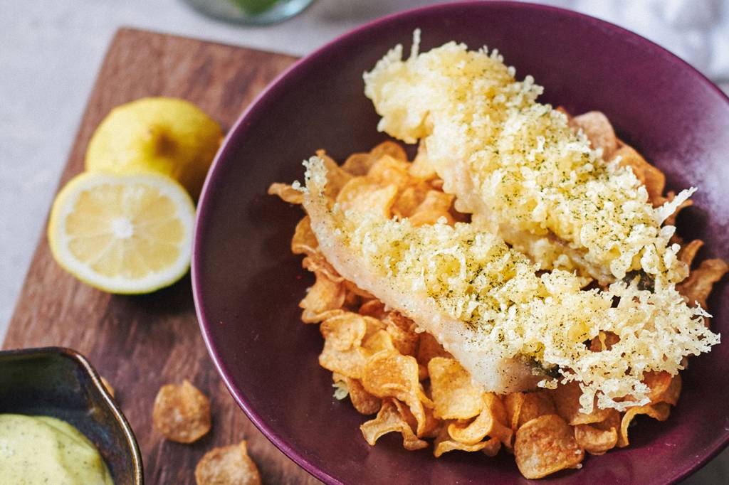 Fish and chips (peixe e batata fritos)
