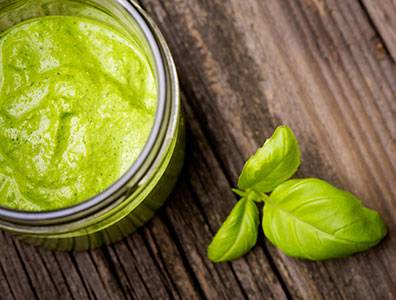 Esse pesto de rúcula vai acrescentar sabor ao seu cardápio