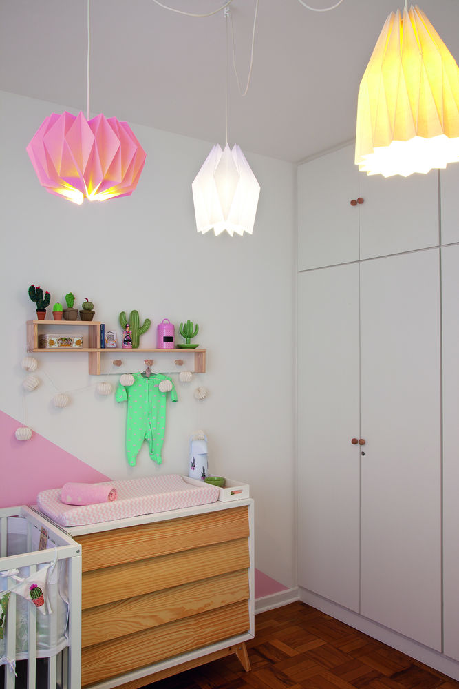 quarto-de-bebe-com-decoracao-inspirada-em-cacto-trocador