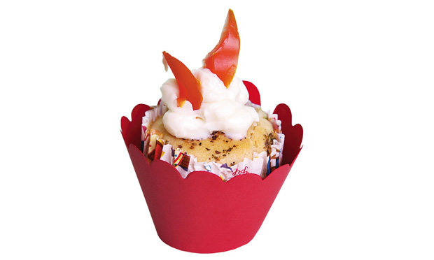 Cupcake salgado com recheio de tomate com requeijão