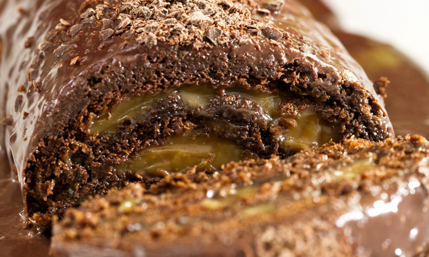 receita-rocambole-chocolate-com-doce-de-leite