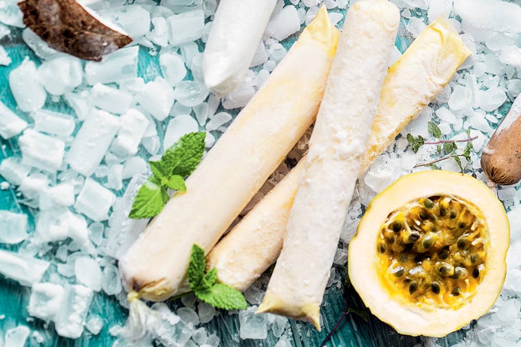 Sacolé de caipirinha de maracujá