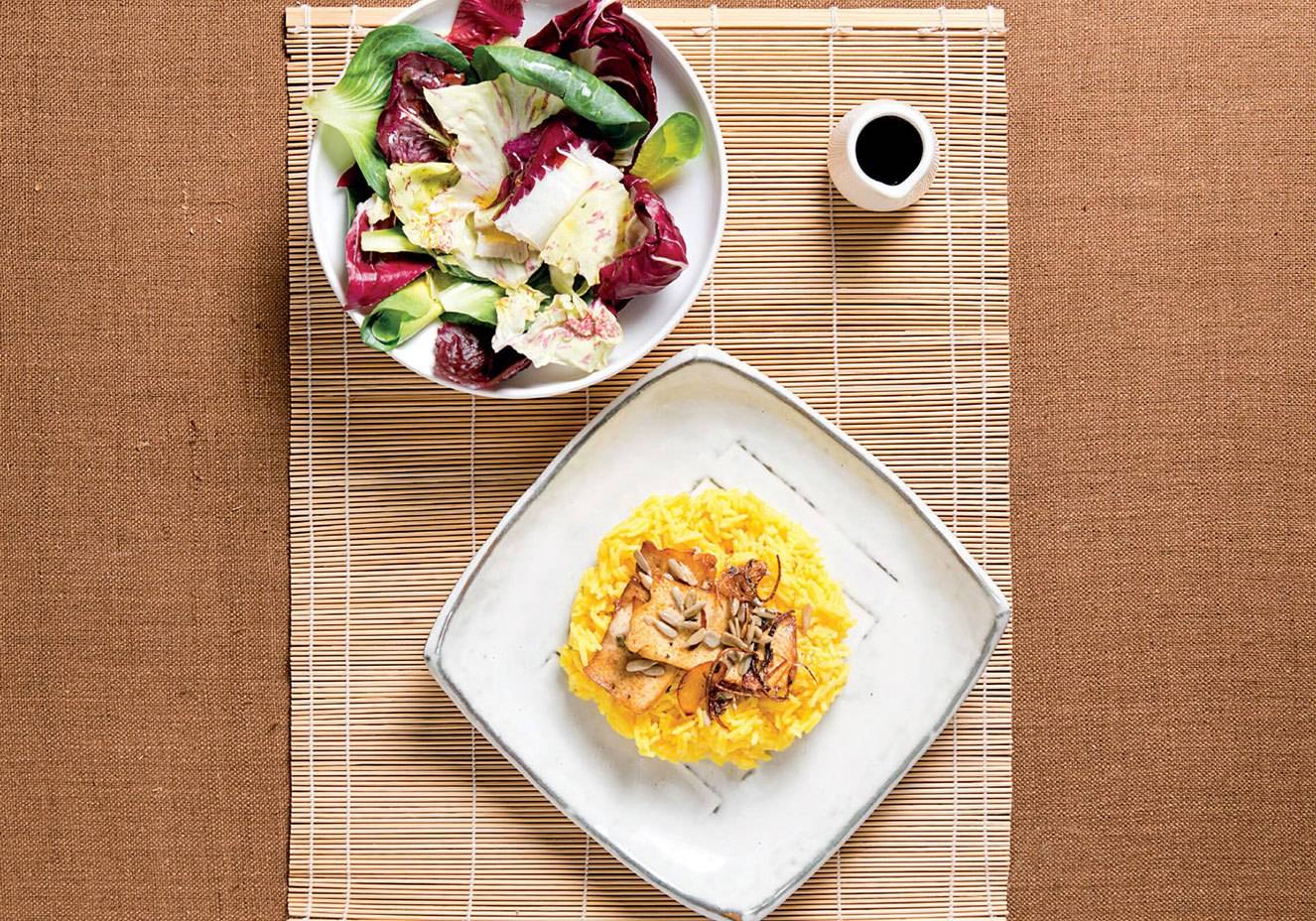 Arroz Basmati com cúrcuma e tofu frito