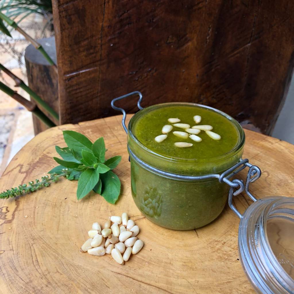 Molho pesto simples