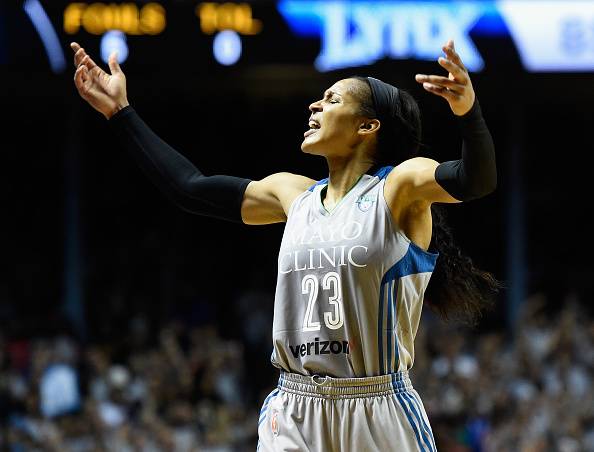 A jogadora de basquete que deixou as quadras para buscar justiça