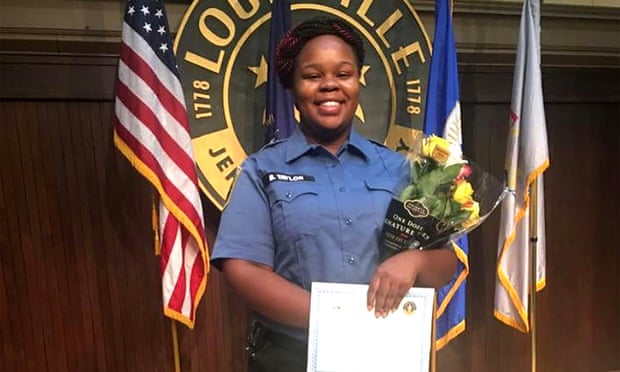 Governo pagará 12 milhões de dólares à família de Breonna Taylor