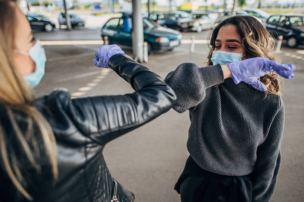 Dia Mundial do ‘novo’ Abraço, o abraço virtual