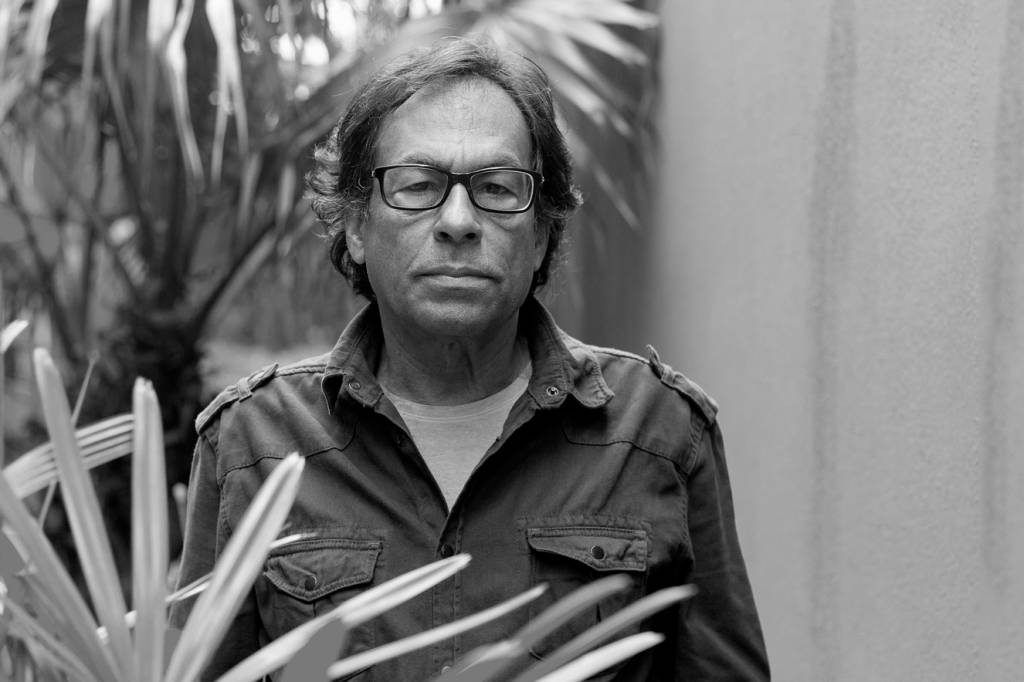 Ailton Krenak: “Chamamos de isolamento, mas nunca conversamos tanto”