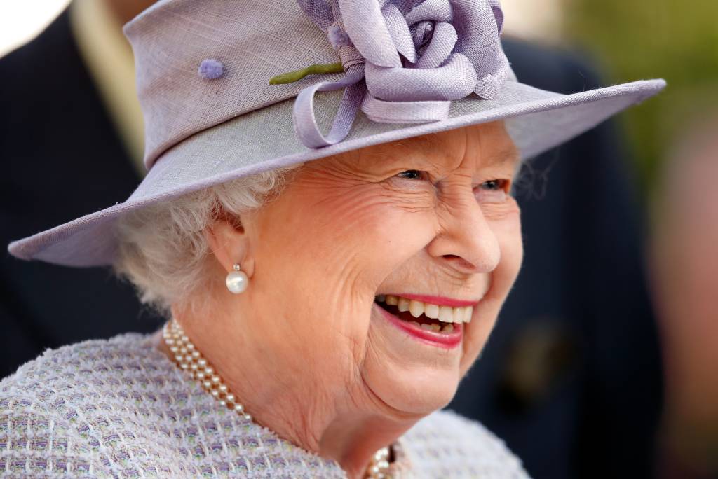 10 momentos da Rainha Elizabeth II  apenas como “vovó Betinha”