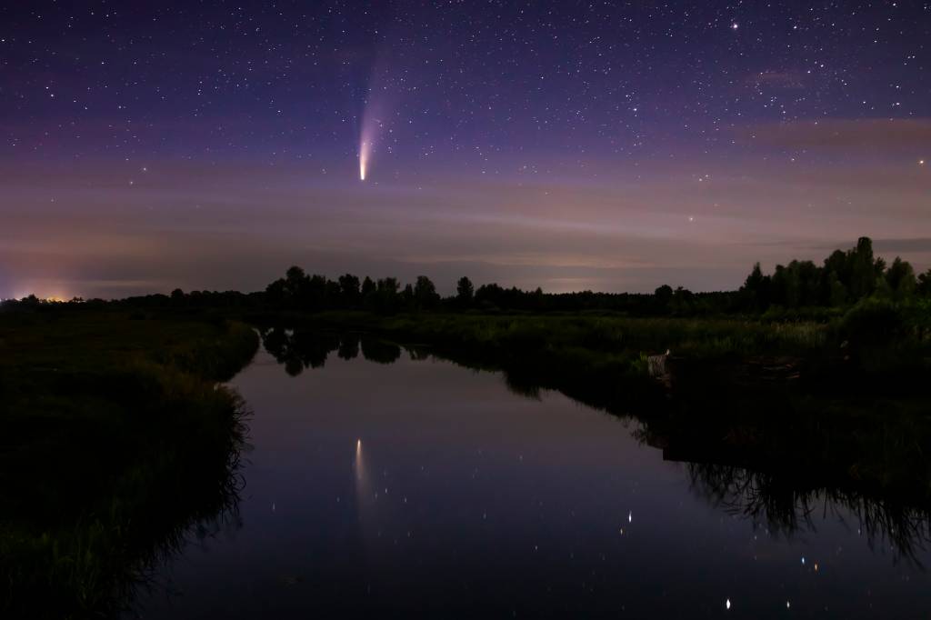 ‘Cometa do Diabo’ pode ser visto em todo o Brasil neste domingo (21)