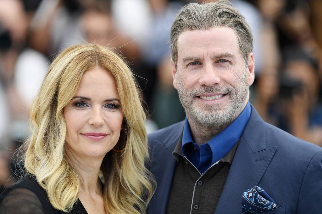 John Travolta comunica a morte de Kelly Preston, aos 57 anos
