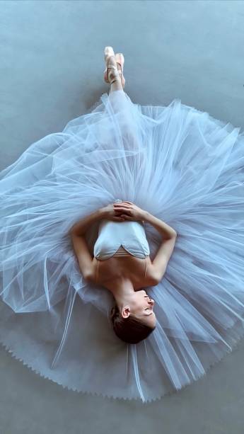 "Giselle" é considerada a maior heroína romântica na dança clássica "Giselle" é considerada a maior heroína romântica na dança clássica