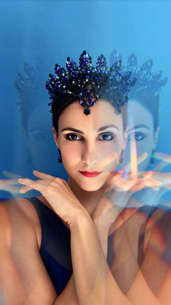 Thamiris Prata como Odile, a "vilã" de "O Lago dos Cisnes" Thamiris Prata como Odile, a "vilã" de "O Lago dos Cisnes"