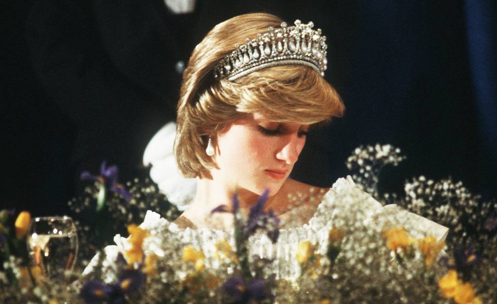 Por que a sobrinha de Diana se recusou a usar a coroa da tia no casamento