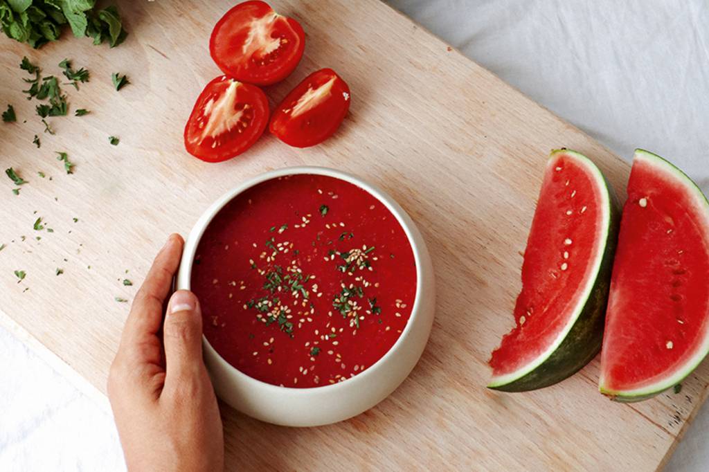 Gaspacho de melancia Receber Vegano - Juliana Palma