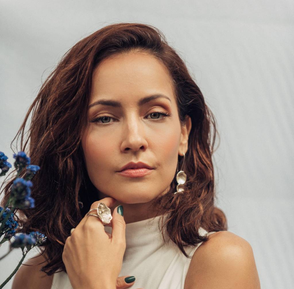 Com a mãe, Maytê Piragibe comanda negócio feminino na área de wellness