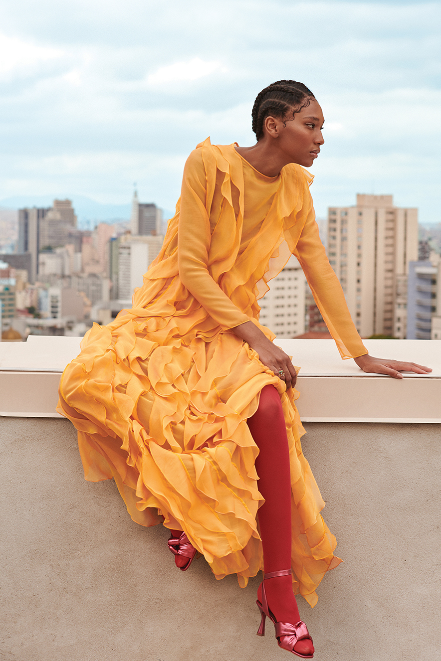 vestidos-fluidos-coloridos-festa