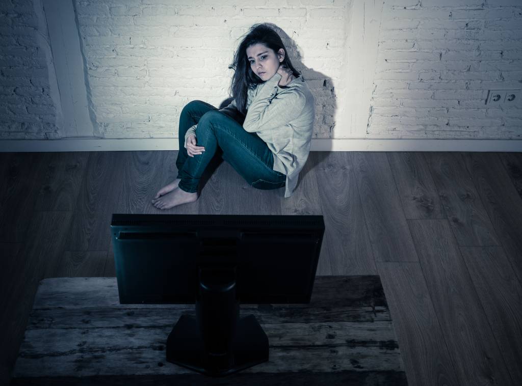 Mais de 100 mil mulheres têm “nudes falsos” compartilhados em rede social
