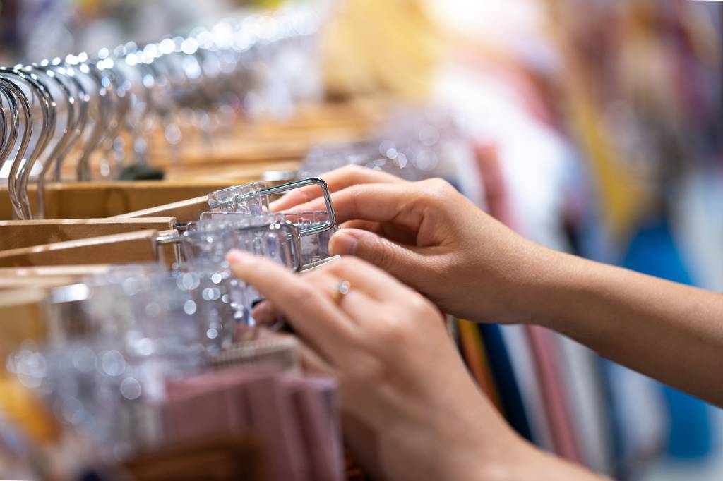Pandemia mudou nossa maneira de consumir moda. Veja as tendências