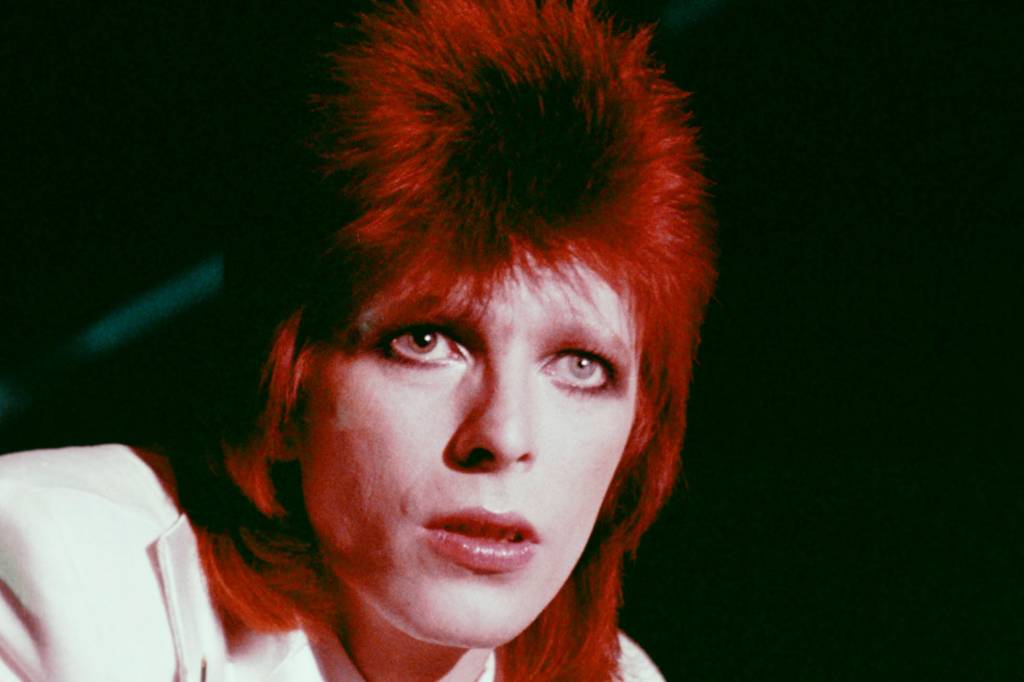 Confira o primeiro trailer da cinebiografia de David Bowie