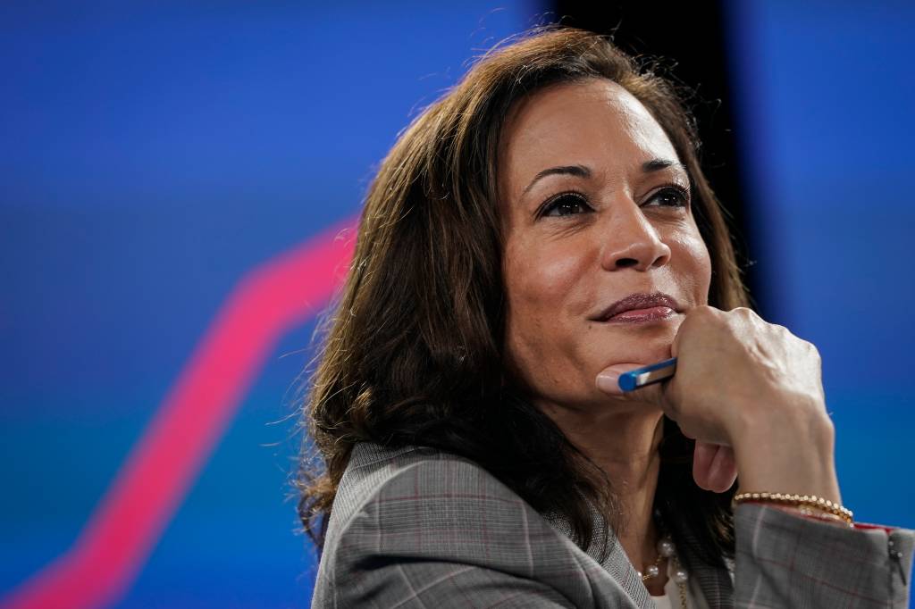 Facebook deleta posts racistas e misóginos sobre Kamala Harris