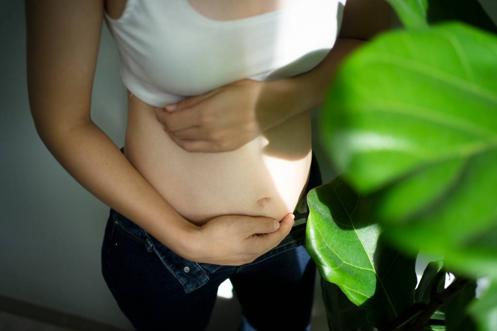 Quais os fatores de risco, causas e os sintomas de aborto espontâneo?