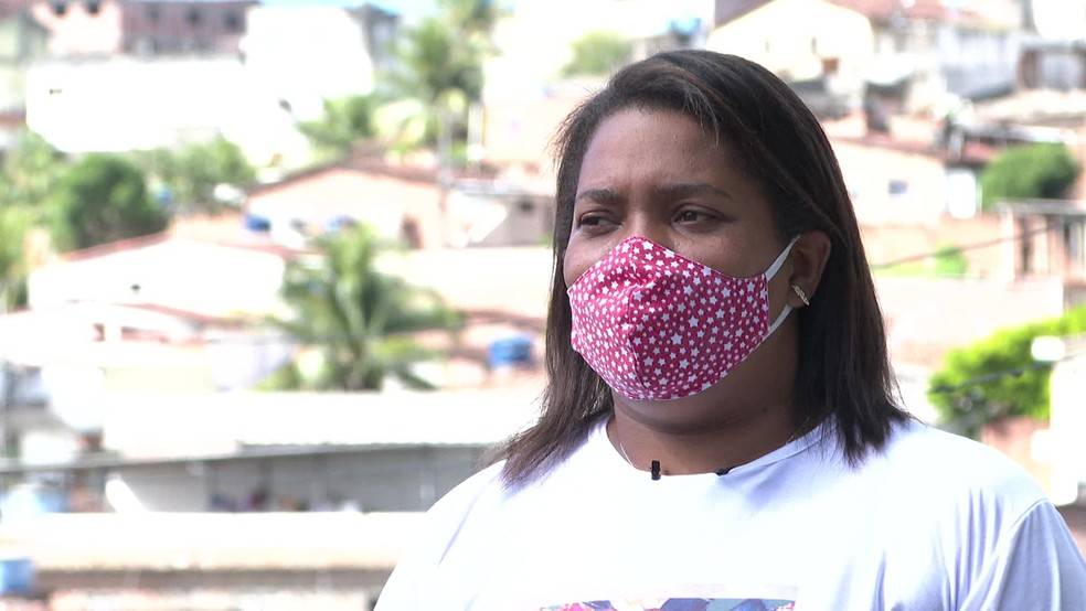 “Me vi nessa missão”, diz Mirtes, mãe de Miguel, sobre cursar direito