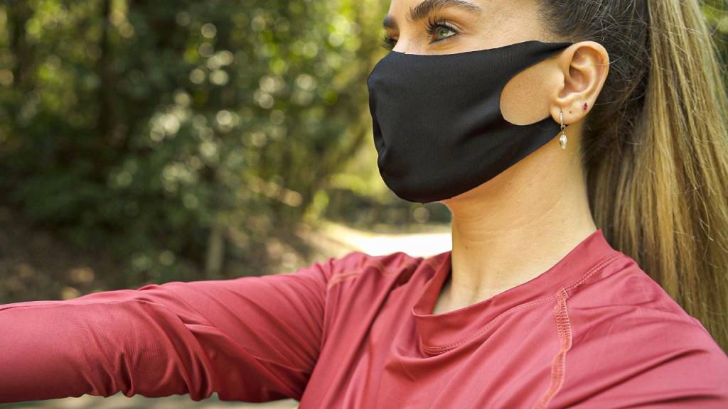 Tendência de moda: 5 peças com tecidos que bloqueiam o coronavírus