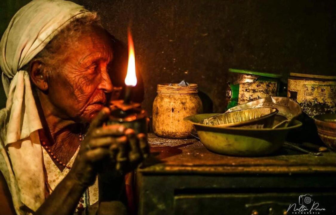 Dona Periquinha, avó de mais de 15 netos, precisa de ajuda