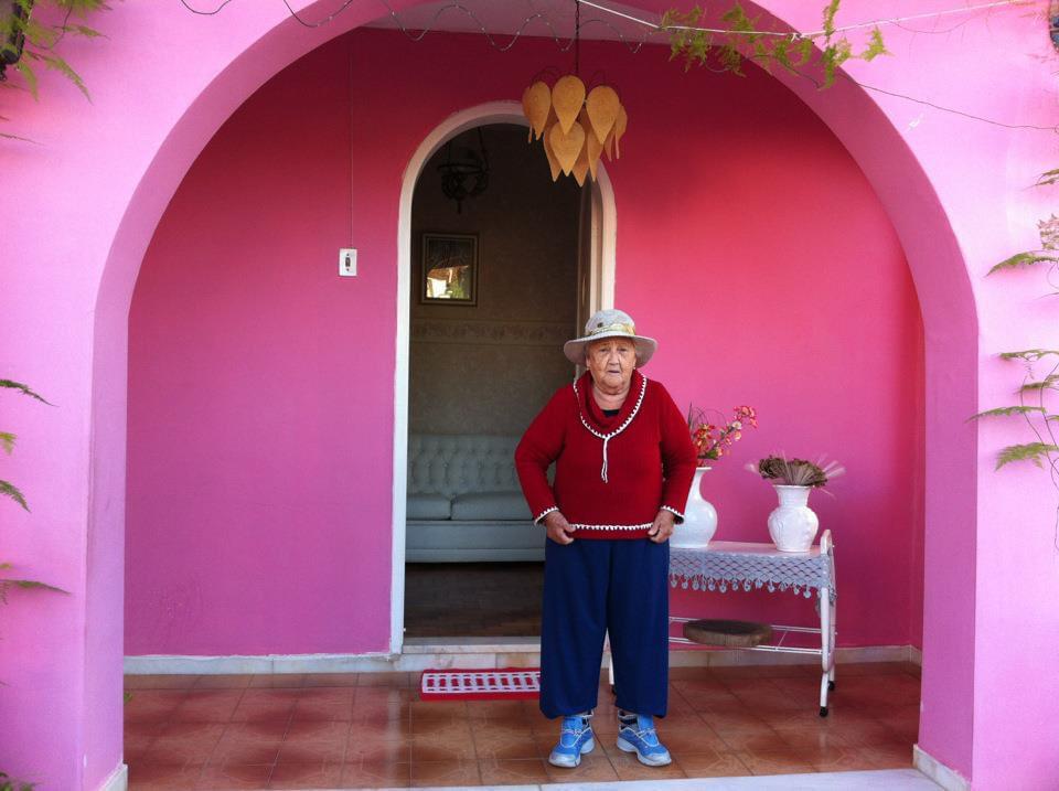 Destreza no crochê marcou a trajetória da Dona Cecé de Caeté