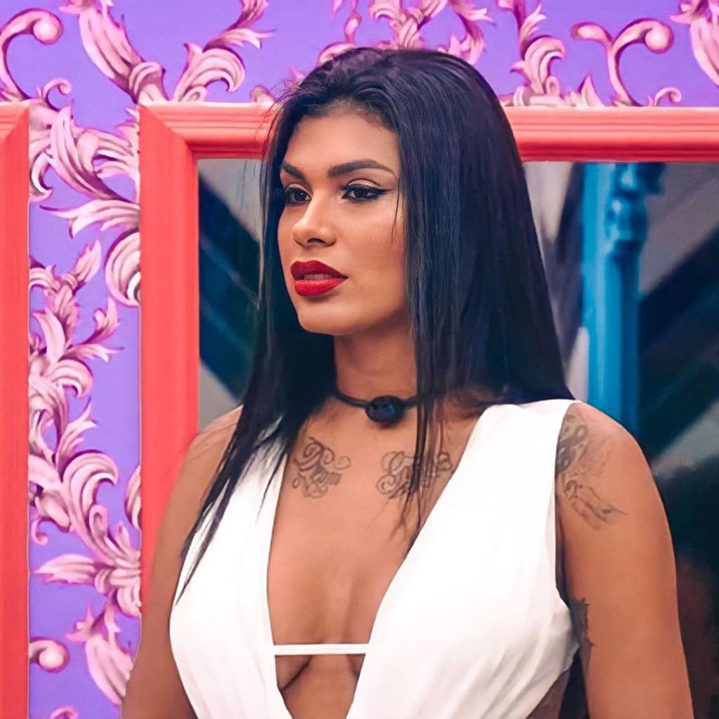 Após discussão no BBB, filha da cantora Pocah sofre ataque racista
