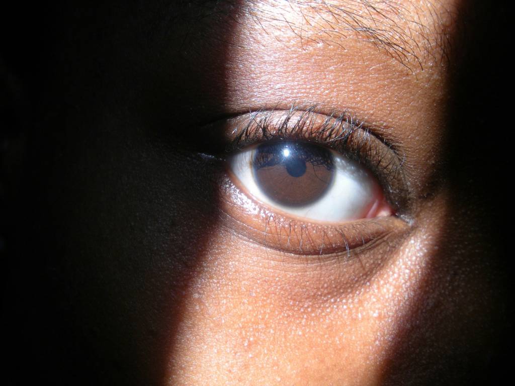 Desemprego de mulheres negras é o dobro do que de homens brancos