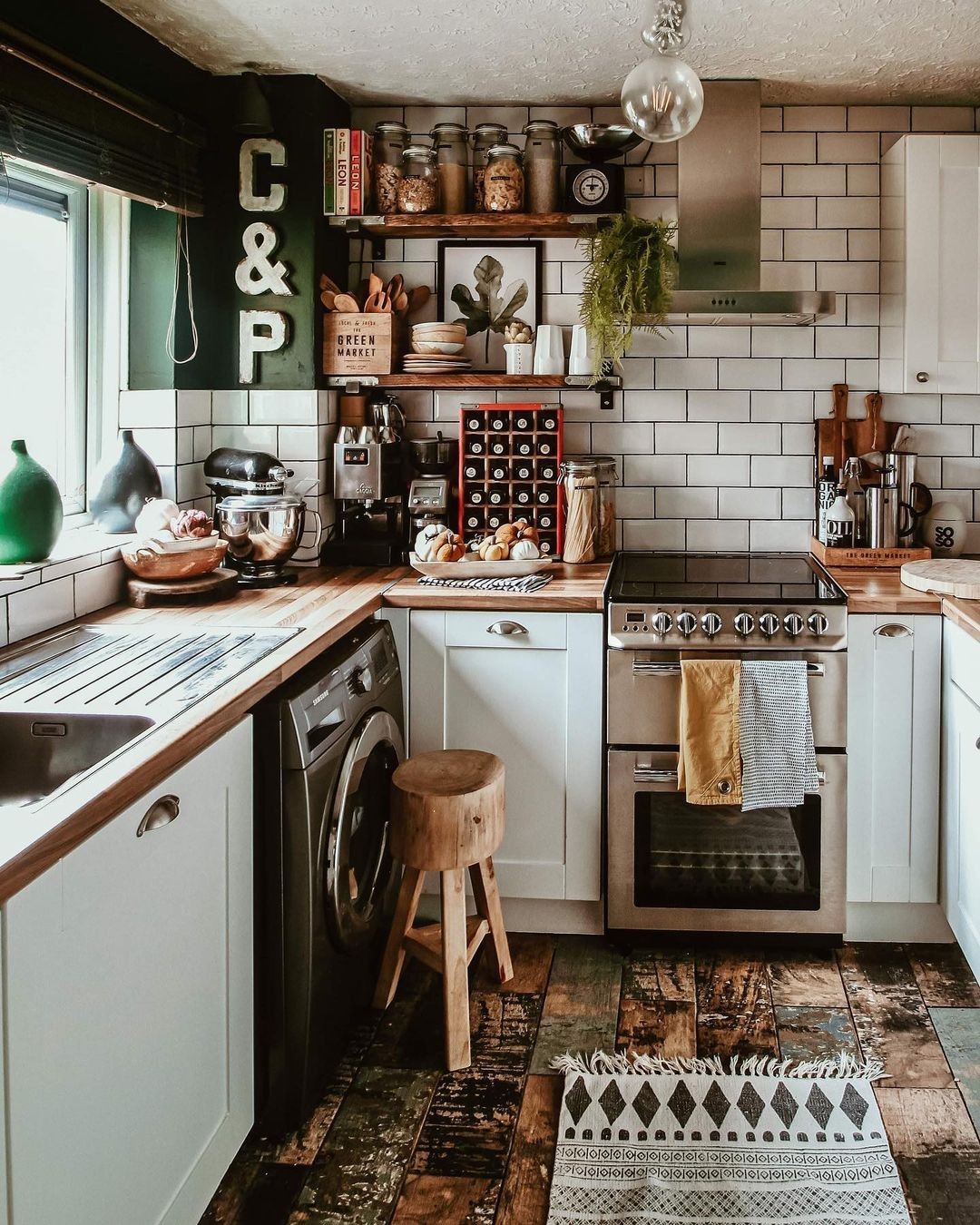 cozinha com prateleira aberta