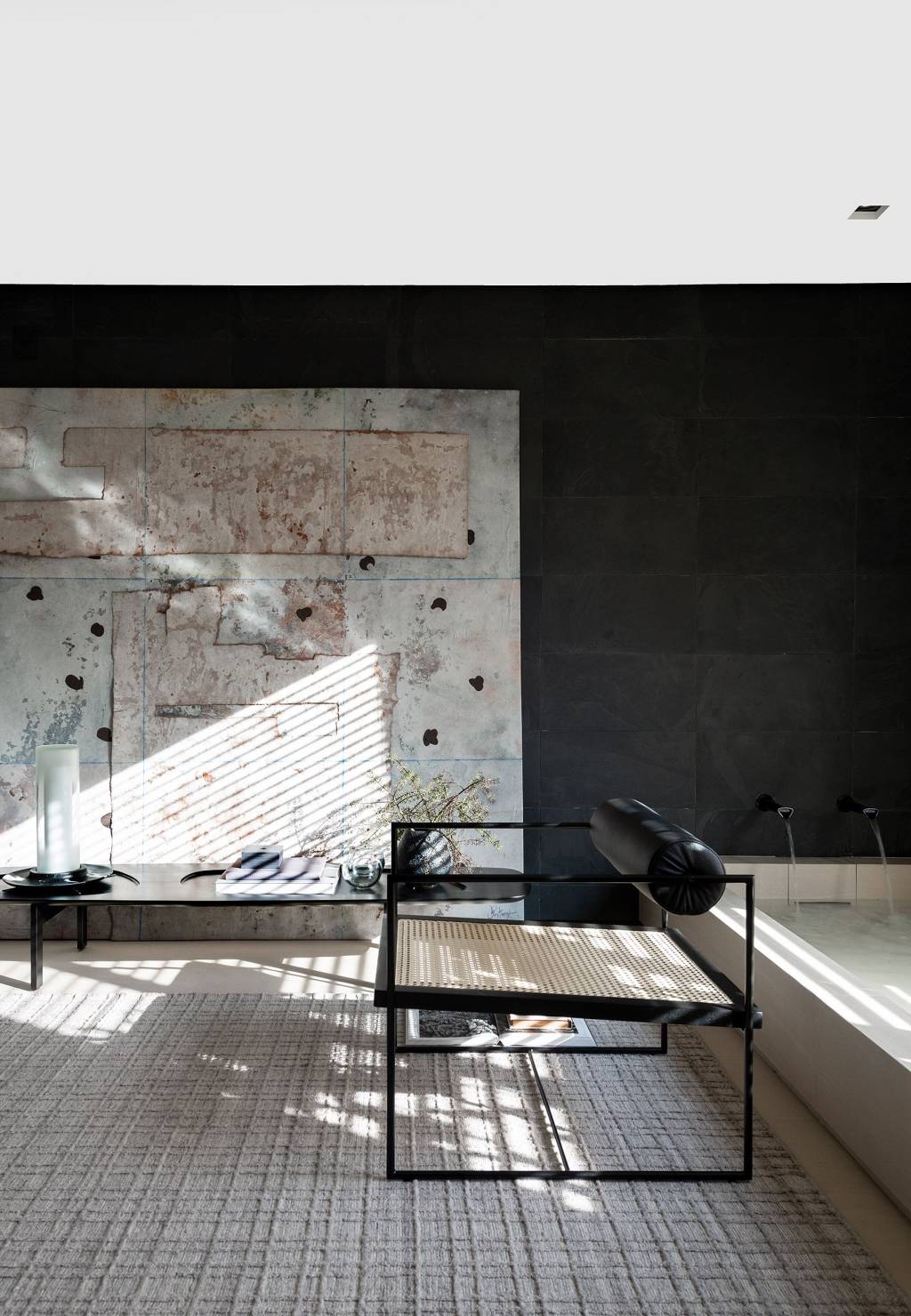 3- Gabriel Bourdin B Poltrona Ramona e Coffee Table