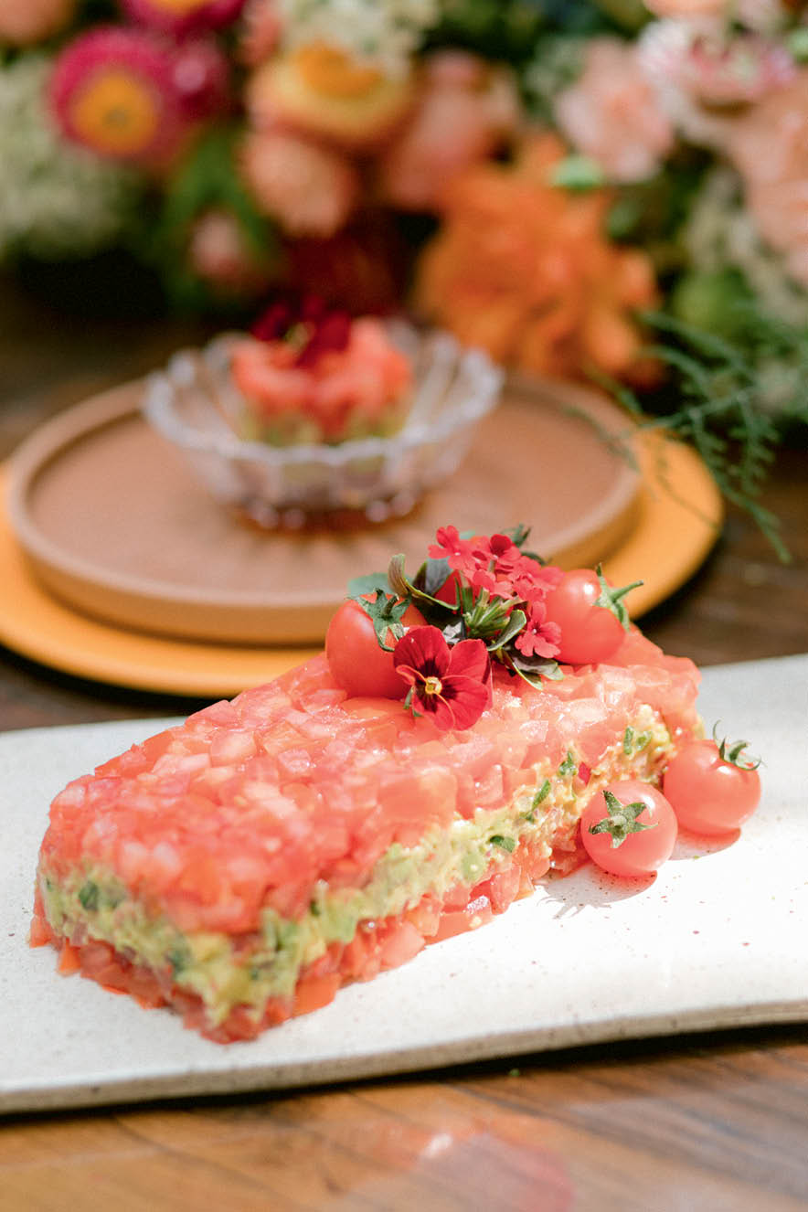 Receber Aniversário de CLAUDIA - Tartare de tomates com guacamole