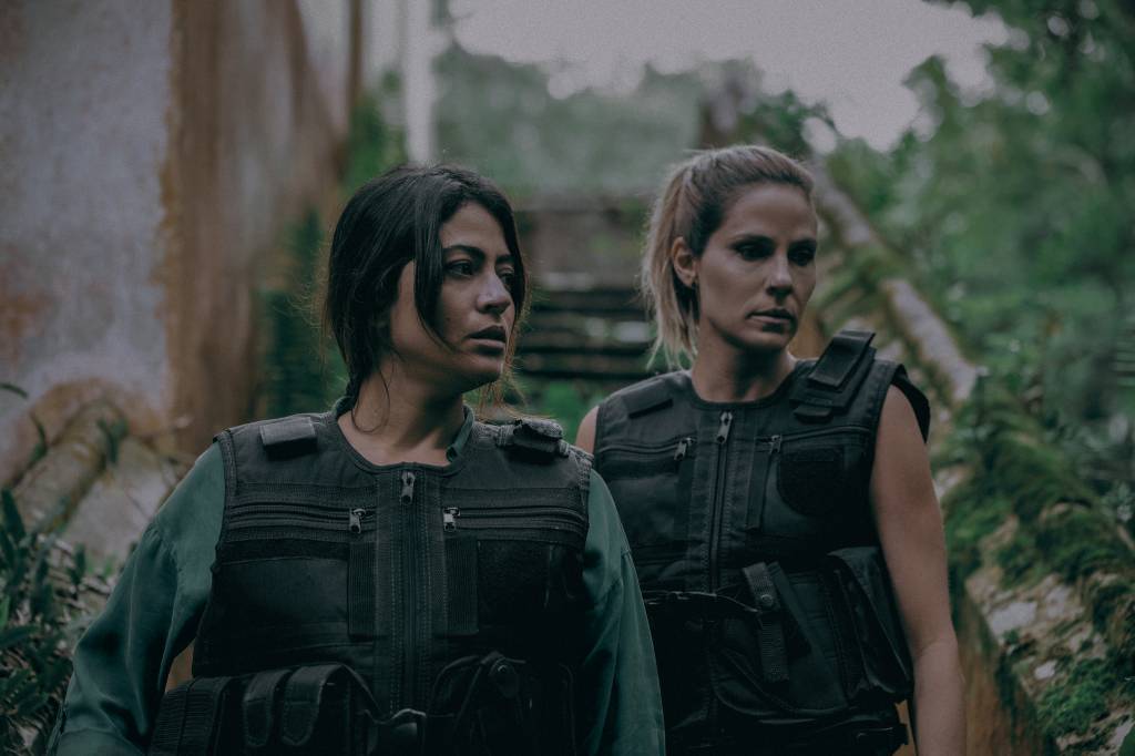 Paula Costa (Carol Castro) e Camila Garcia (Rafaela Mandeli)_Insânia Paula Costa (Carol Castro) e Camila Garcia (Rafaela Mandeli) em Insânia