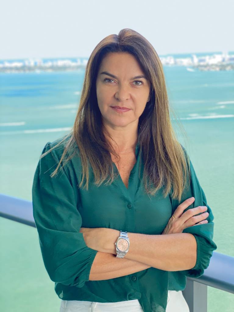 claudia-colaferro-angelus Claudia Colaferro