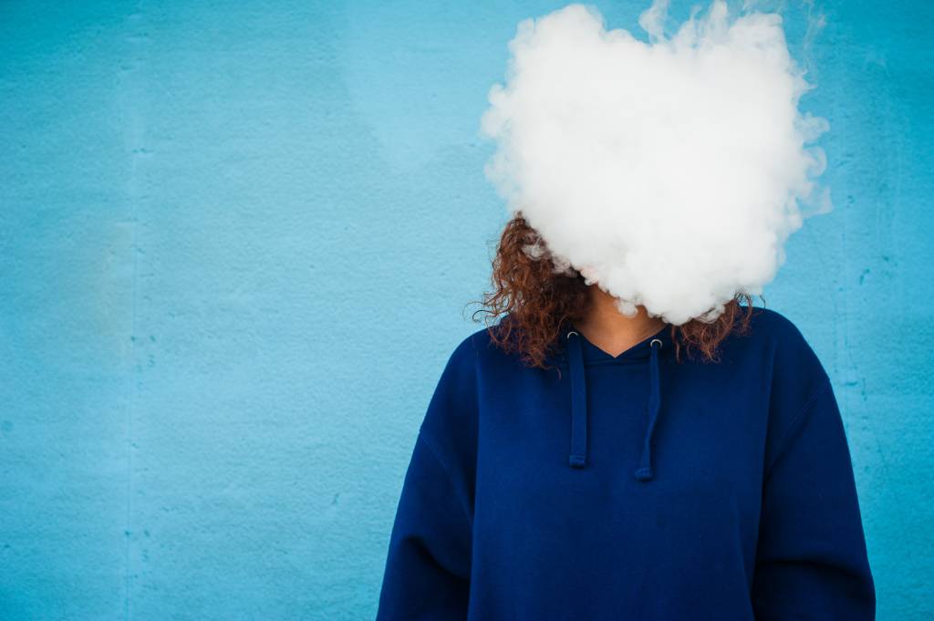Vapes podem matar? Pneumologista explica os verdadeiros riscos