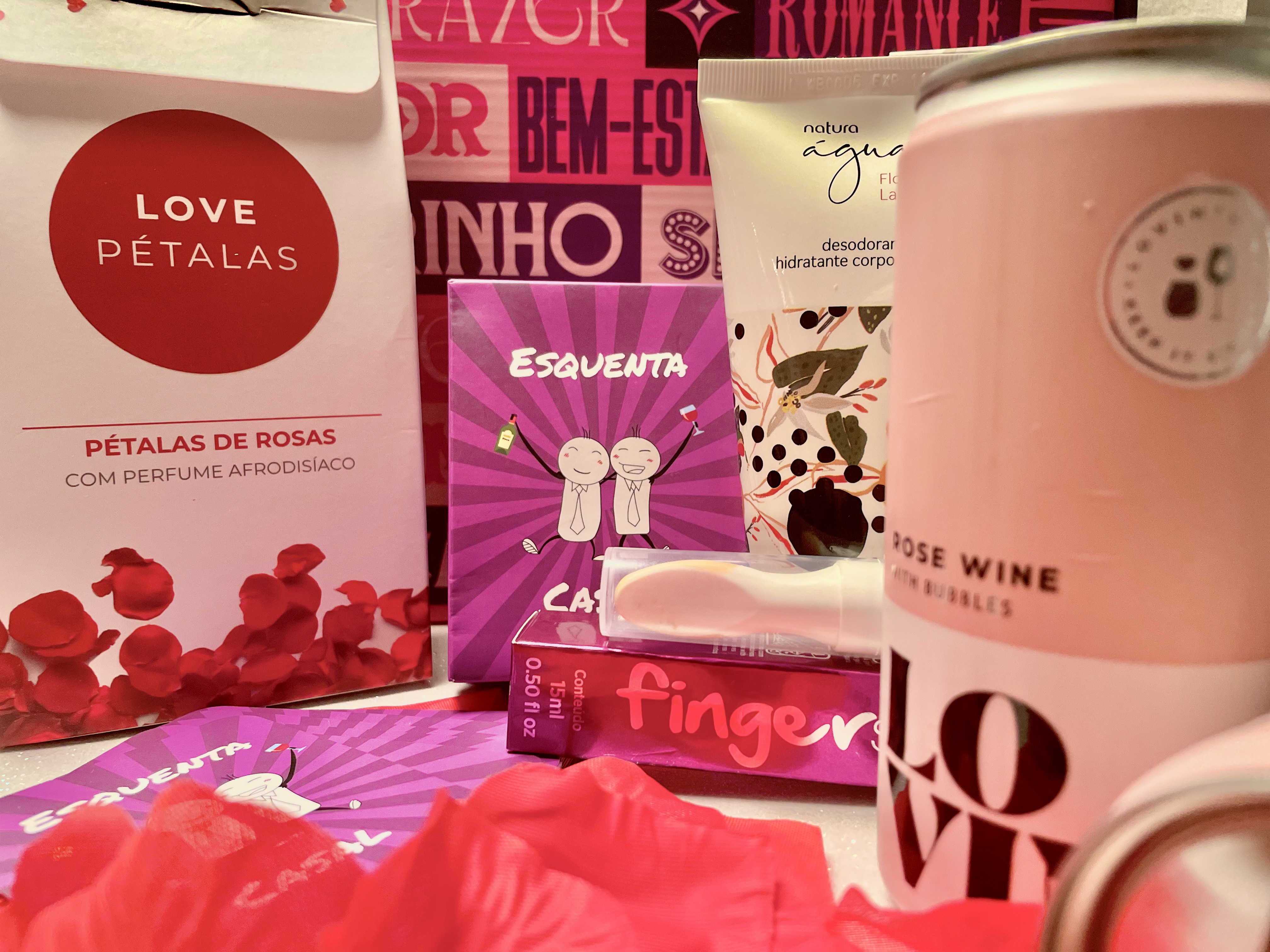 Alguns dos produtos do Muito Prazer Club.