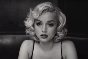 Ana de Armas interpreta Marilyn Monroe em "Blonde" da Netflix.