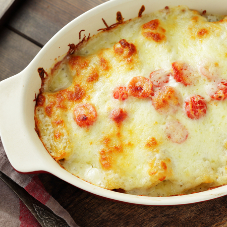 Lasanha de frango com presunto e queijo