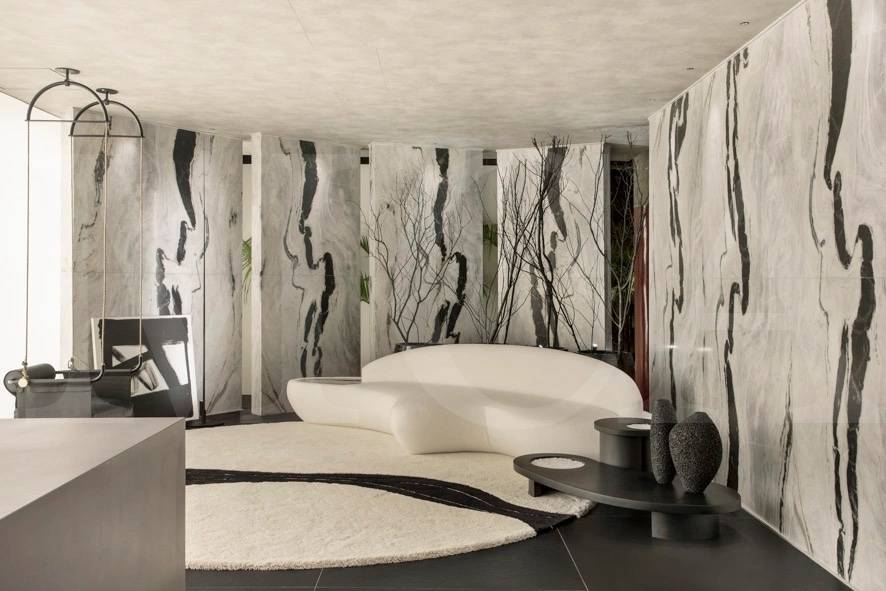 Sofá curvo: 15 modelos da CASACOR São Paulo para você se inspirar